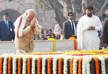 President, PM pay tributes to Mahatma Gandhi